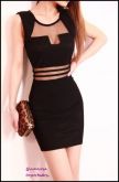 Vestido com detalhe transparente•